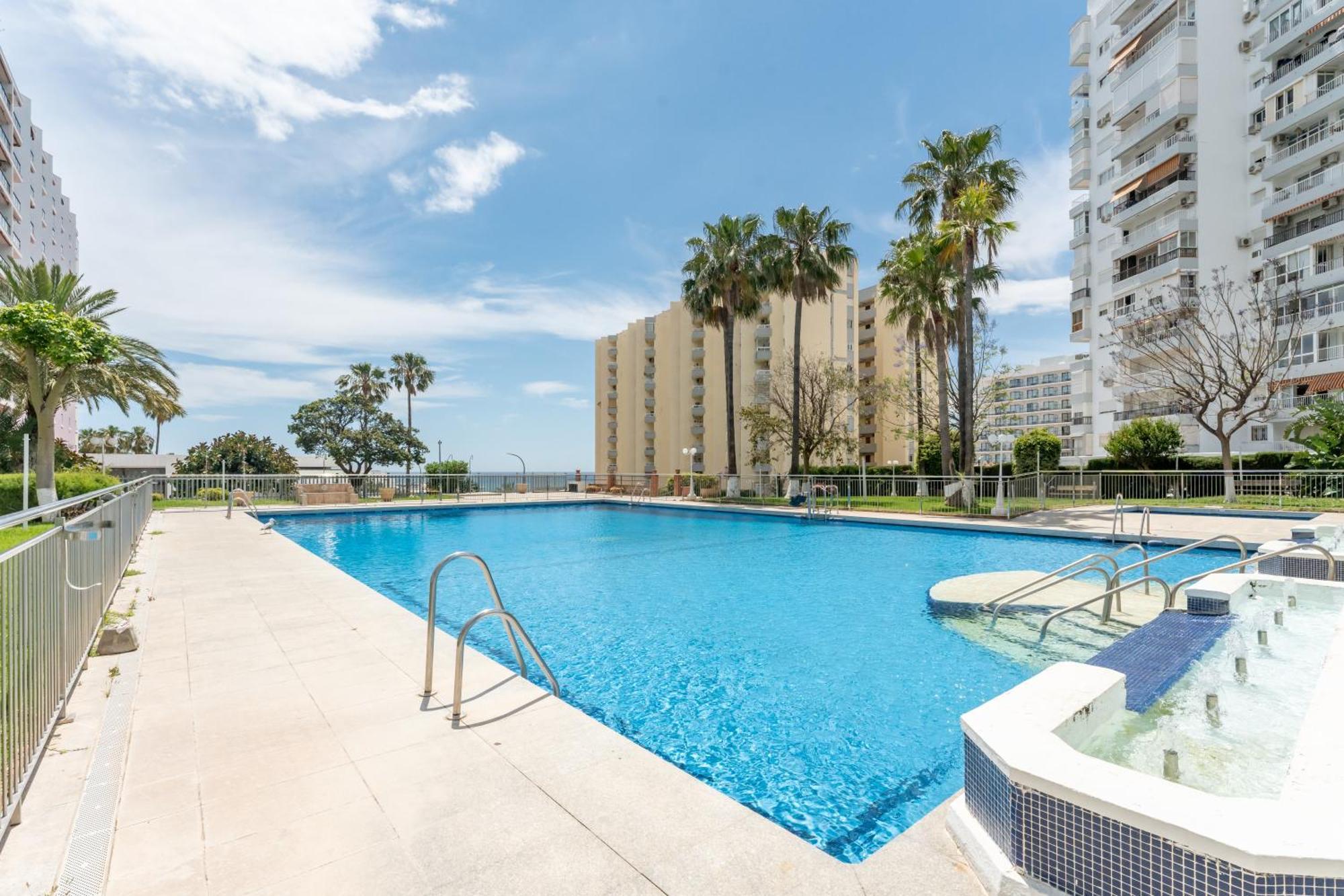 Vb Diana 2Bdrs With Fantastic Sea Views Apartment Benalmadena Luaran gambar